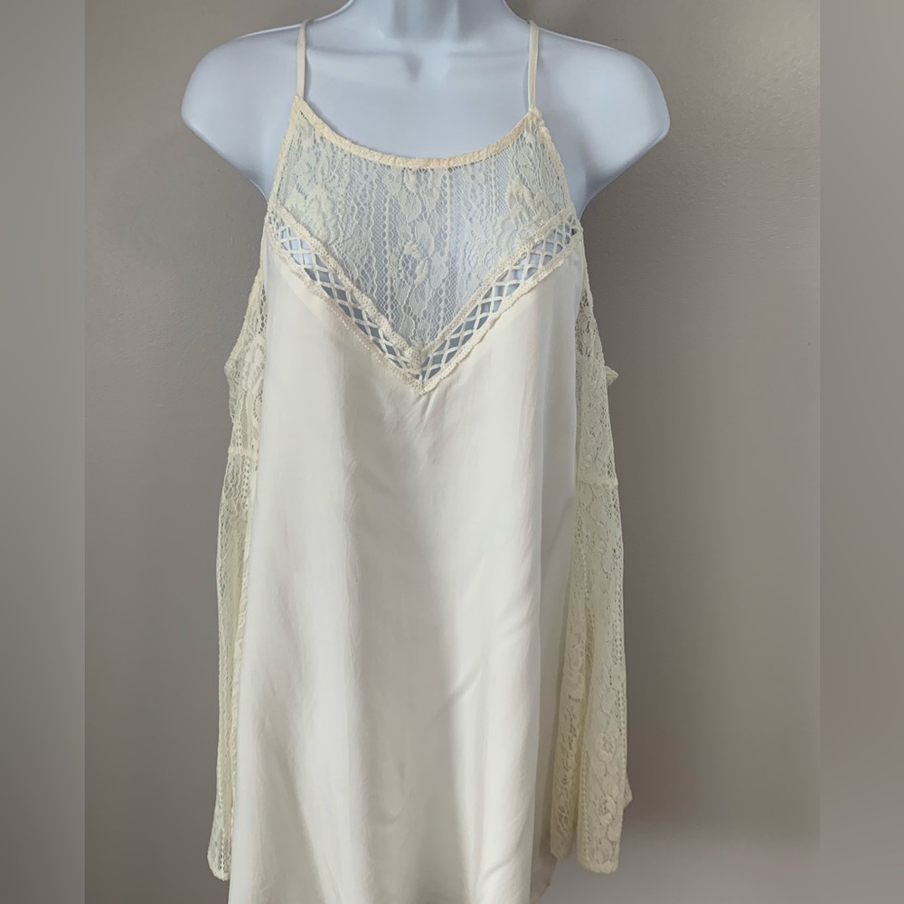 Women’s White Lace-Trim Slip Top